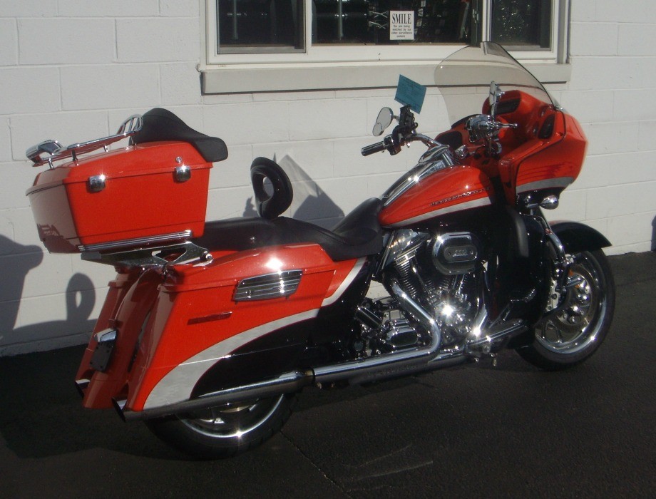 Custom HD-Motorocycle Sales NYC- 2009HD FLTSRE-low mileage